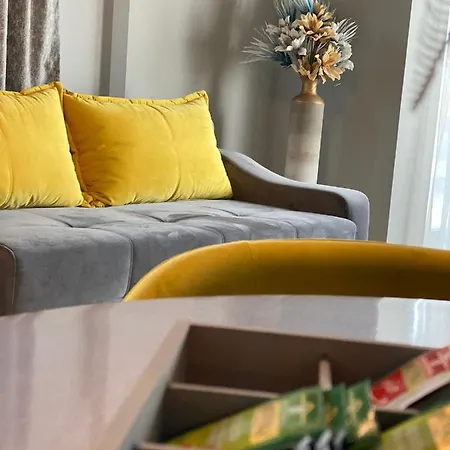 Alecsa 1 Luxury