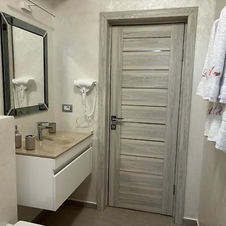 Alecsa 1 Luxury Apartment Mamaia