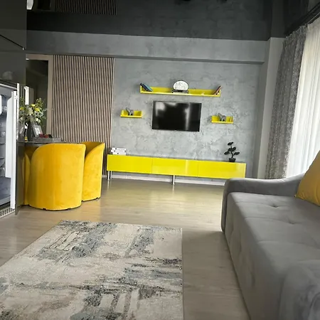 Alecsa 1 Luxury Apartment